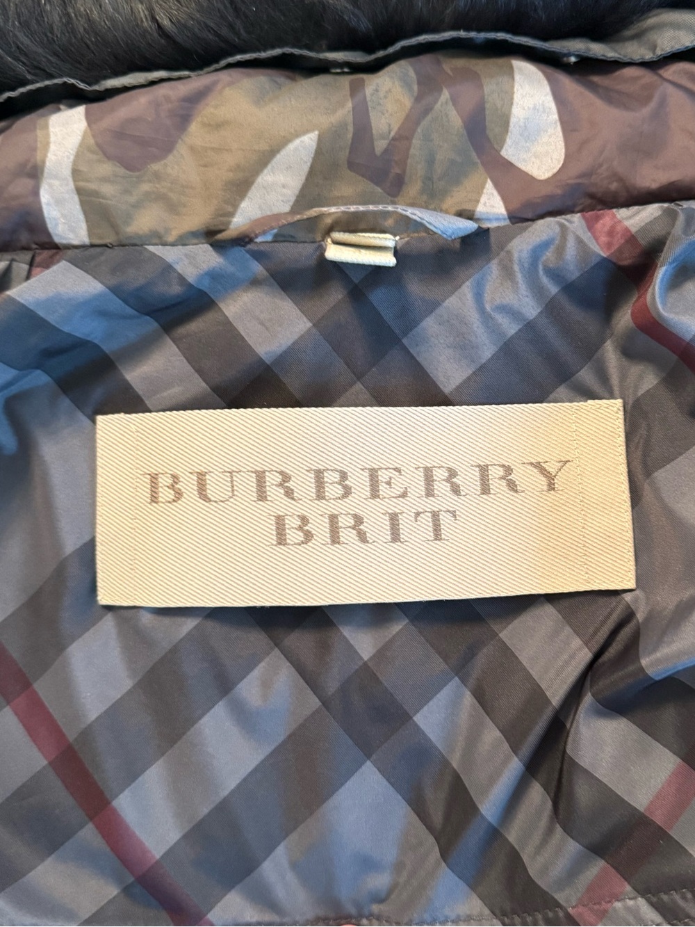 Burberry Brit camo print down jacket - Picture 12 of 14
